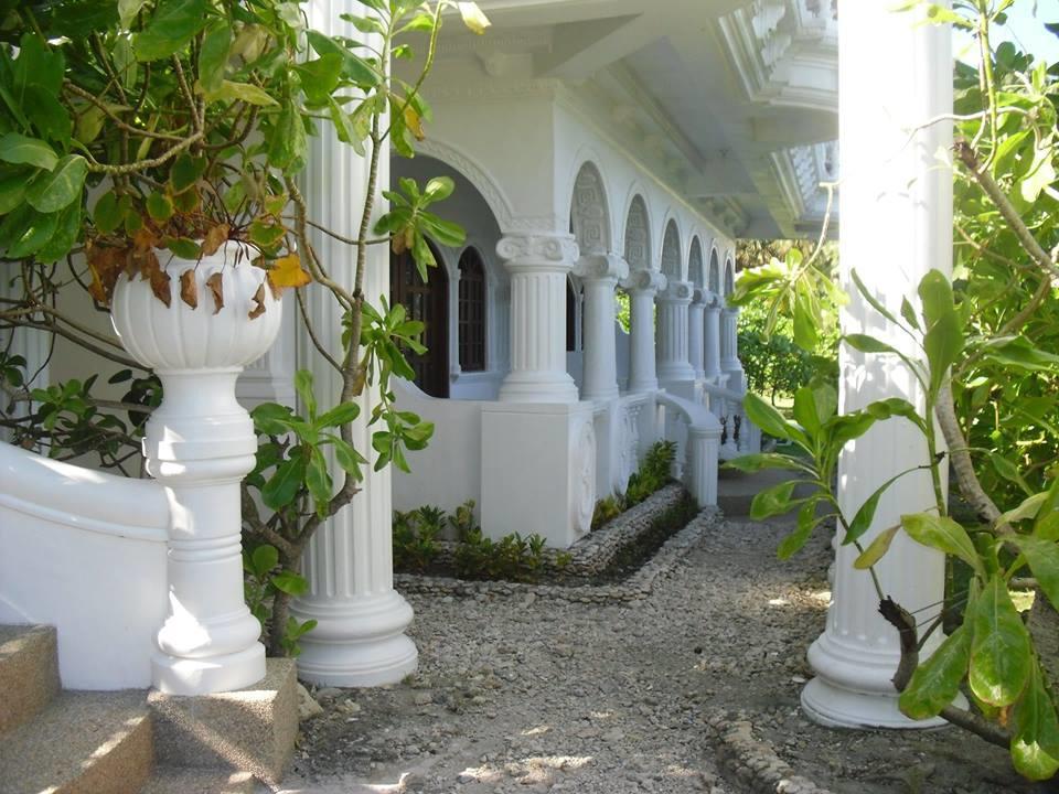 Blue Crystal Beach Resort Puerto Galera Eksteriør billede